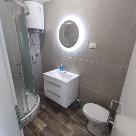 Mara Apartment